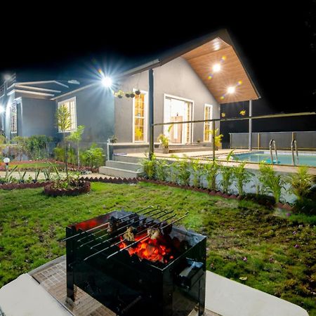 Silver Farm Villa Nashik Buitenkant foto