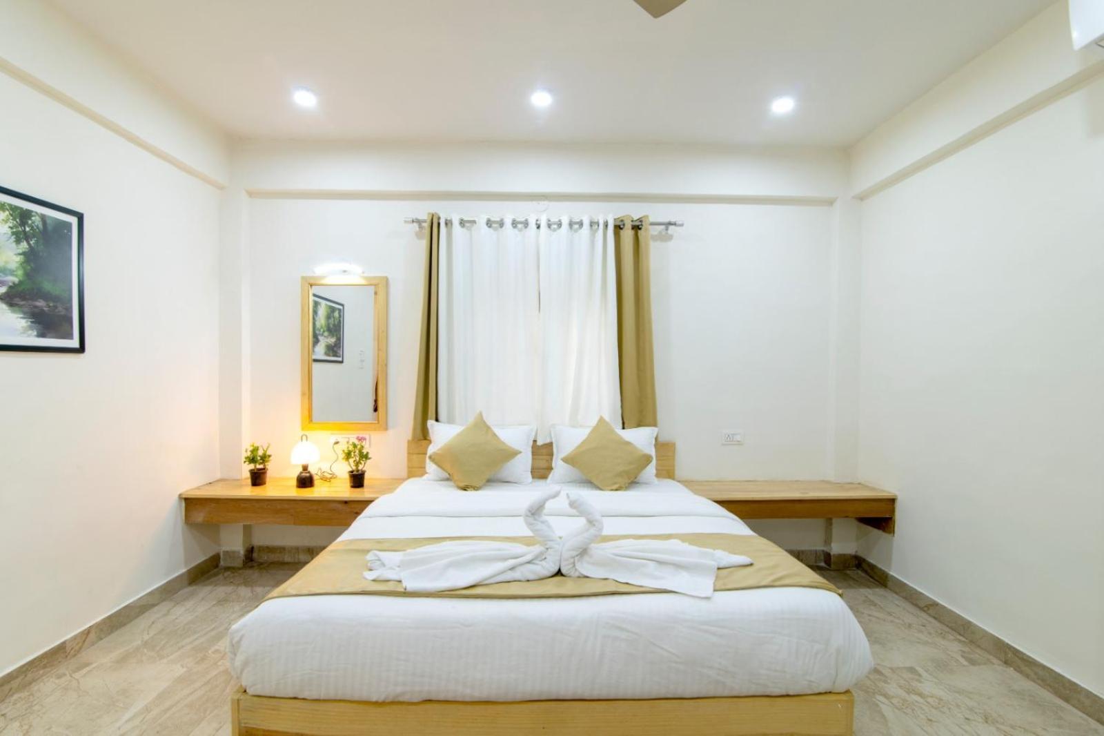 Silver Farm Villa Nashik Buitenkant foto